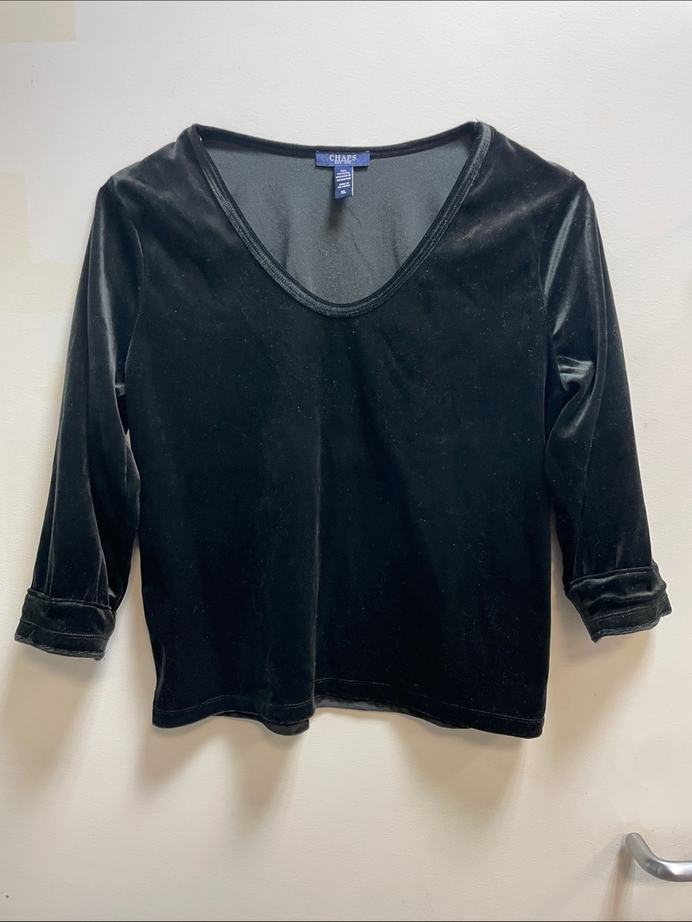 Chaps Black Velvet Scoop Neck Women's Top. XL